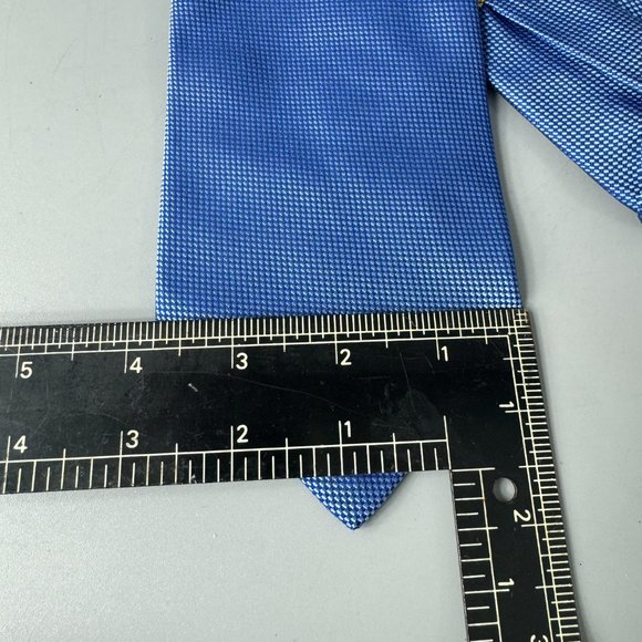 Authentic Gucci 100% Silk Blue Tie - Picture 12 of 12